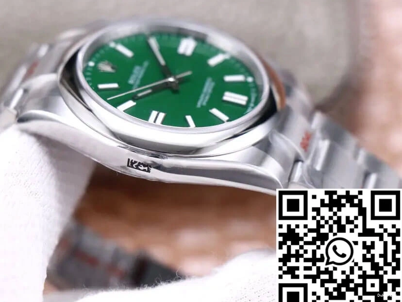 EW Factory M124300-0005 Dial Perpetual 41MM Rolex Oyster Green 0422